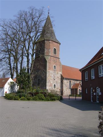 Blick auf den Turm von St. Marien Oythe