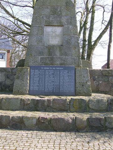 Kriegerdenkmal in Oythe (01.04.2007)