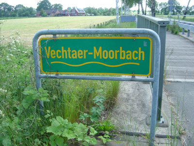 Vechtaer Moorbach als Grenzbach zwischen Lutten und Vechta